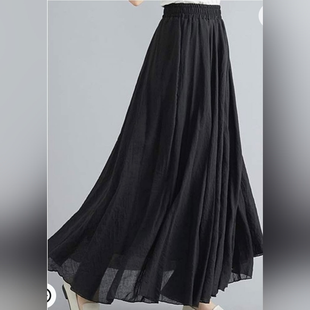 Womens Bohemian maxi flowy full circle cotton long black skirt. Size small